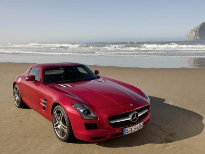 Mercedes-Benz придумал имя новому суперкару